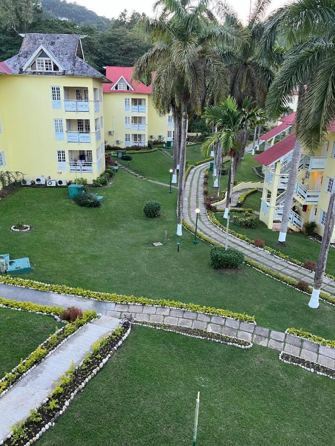 The View At Mystic Ridge Penthouse 78A Apartman Ocho Rios Kültér fotó